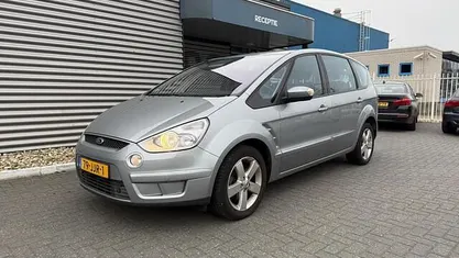 Occasion Ford S-MAX S 146 PK (107 kW) 2009 Grijs MPV