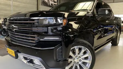 Zwart Gebruikt 2023 Chevrolet Silverado Van | € 57.500 (Goede deal)