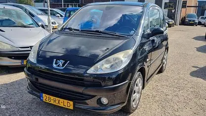 Zwart Gebruikt 2005 Peugeot 1007 MPV | € 1.499 (Eerlijke prijs)