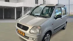 Grijs Gebruikt 2002 Suzuki Wagon R Hatchback | € 1.495 (Eerlijke prijs)