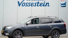 Grijs Gebruikt 2017 Dacia Logan MCV Stepway MPV | € 9.950 (Eerlijke prijs)