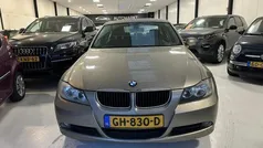 Bruin, metallic lak Gebruikt 2007 BMW 318 Sedan | € 4.950 (Eerlijke prijs)