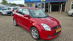 Rood Gebruikt 2005 Suzuki Swift Exclusive Hatchback | € 2.450 (Eerlijke prijs)