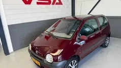 Rood Gebruikt 2001 Renault Twingo Hatchback | € 749 (Goede deal)