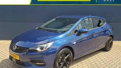 Gebruikt 2021 Opel Astra Ultimate Hatchback | € 18.945 (Eerlijke prijs)