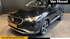 Zwart Gebruikt 2020 MG ZS Luxury Sedan | € 15.995 (Eerlijke prijs)