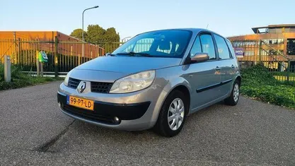 Occasion Renault Scénic II Expression 113 PK (83 kW) 2004 Beige MPV