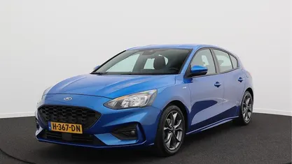 Blauw Occasion 2020 Ford Focus Business Edition Hatchback | € 14.750 (Eerlijke prijs)