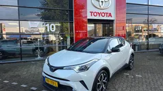 Gebruikt 2017 Toyota C-HR SUV | € 18.599 (Eerlijke prijs)