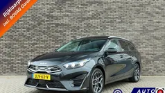 Zwart Gebruikt 2022 Kia Ceed Hatchback | € 26.900 (Eerlijke prijs)