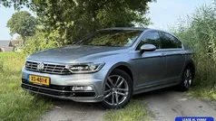 Grijs Gebruikt 2019 VW Passat R-line Sedan | € 14.885 (Super prijs)