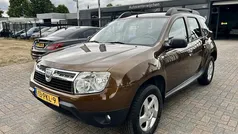 Gebruikt 2011 Dacia Duster Lauréate SUV | € 4.450 (Eerlijke prijs)