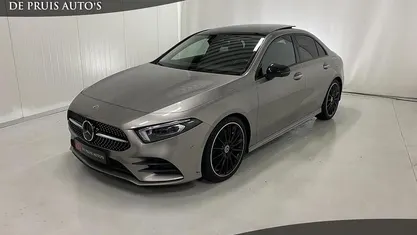 Gebruikt 2020 Mercedes A250 Premium Plus Sedan | € 28.950 (Eerlijke prijs)