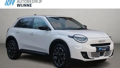 Occasion 2025 Fiat 600 La Prima SUV | € 24.940 (Super prijs)