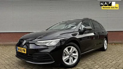 Occasion VW Golf VIII Life 110 PK (80 kW) 2021 Zwart Stationwagen