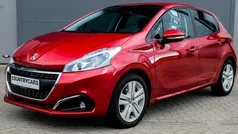Rood, metallic lak Gebruikt 2018 Peugeot 208 Signature Sky Hatchback | € 9.900 (Super prijs)