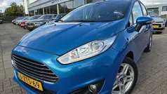 Blauw, metallic lak Gebruikt 2015 Ford Fiesta Titanium Hatchback | € 4.900 (Super prijs)