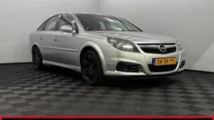 Grijs Gebruikt 2006 Opel Vectra GTS Executive Hatchback | € 2.950 (Eerlijke prijs)