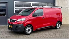 Rood Gebruikt 2017 Peugeot Expert Van | € 12.990 (Eerlijke prijs)