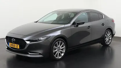 Grijs Gebruikt 2020 Mazda 3 Luxury Sedan | € 26.690 (Eerlijke prijs)