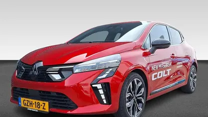 Rood Gebruikt 2025 Mitsubishi Colt Instyle Hatchback | € 23.930 (Eerlijke prijs)