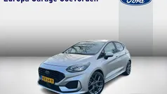 Grijs Gebruikt 2023 Ford Fiesta ST-Line Hatchback | € 20.745 (Eerlijke prijs)