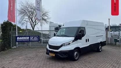 Occasion 2024 Iveco Daily Van | € 41.900 (Goede deal)