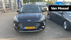 Zwart Gebruikt 2023 Ford Kuga Titanium SUV | € 28.450 (Eerlijke prijs)