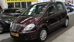 Gebruikt 2009 Lancia Musa MPV | € 2.944 (Eerlijke prijs)