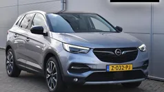 Grijs, metallic lak Gebruikt 2020 Opel Grandland X Ultimate SUV | € 22.895 (Eerlijke prijs)