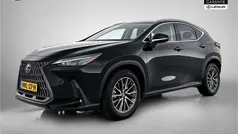 Zwart Gebruikt 2022 Lexus NX450h+ Launch Edition SUV | € 54.950 (Eerlijke prijs)