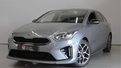 Grijs Gebruikt 2021 Kia ProCeed GT-Line Hatchback | € 21.950 (Eerlijke prijs)
