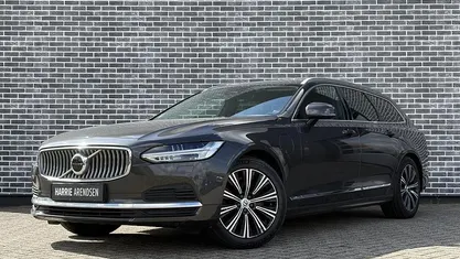 Grijs Occasion 2022 Volvo V90 Inscription Stationwagen | € 34.894 (Eerlijke prijs)