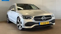 Grijs Gebruikt 2022 Mercedes C220 Avantgarde Stationwagen | € 46.250 (Eerlijke prijs)