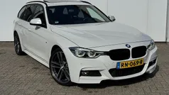 Wit Gebruikt 2018 BMW 320 Executive Stationwagen | € 24.950 (Eerlijke prijs)