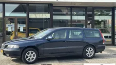 Blauw, metallic lak Gebruikt 2000 Volvo V70 Stationwagen | € 1.500 (Eerlijke prijs)