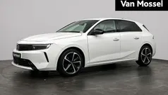 Gebruikt 2022 Opel Astra Elegance Hatchback | € 17.940 (Eerlijke prijs)