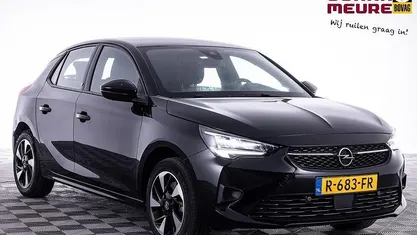 Zwart Gebruikt 2022 Opel Corsa-e GS Line Hatchback | € 15.990 (Eerlijke prijs)