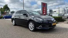 Zwart Gebruikt 2015 Toyota Auris Touring Sports Stationwagen | € 10.950 (Goede deal)