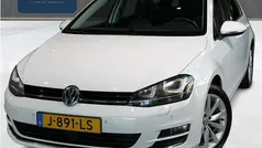 Wit, metallic lak Gebruikt 2017 VW Golf VII Highline Hatchback | € 15.750 (Eerlijke prijs)