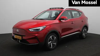 Rood Gebruikt 2023 MG ZS Luxury SUV | € 21.995 (Eerlijke prijs)