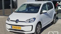 Wit Gebruikt 2020 VW up! Move Hatchback | € 9.949 (Eerlijke prijs)