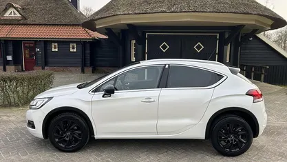 Occasion DS Automobiles DS4 Chic 131 PK (96 kW) 2017 Hatchback