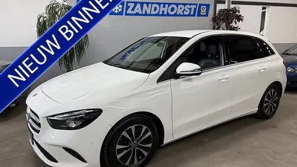Occasion Mercedes B200 Business 165 PK (121 kW) 2020 Wit MPV