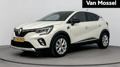 Wit Gebruikt 2020 Renault Captur Intens SUV | € 18.935 (Eerlijke prijs)