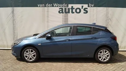 Occasion Opel Astra Edition 105 PK (77 kW) 2017 Hatchback