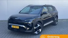 Zwart Nieuw 2025 Kia EV3 3 SUV | € 37.790 (Eerlijke prijs)