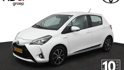 Occasion Toyota Yaris Design 101 PK (74 kW) 2018 Wit Hatchback