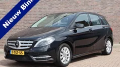 Zwart Gebruikt 2014 Mercedes B180 Ambition MPV | € 11.945 (Goede deal)