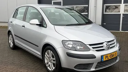 Occasion VW Golf IV 116 PK (85 kW) 2005 Grijs Hatchback